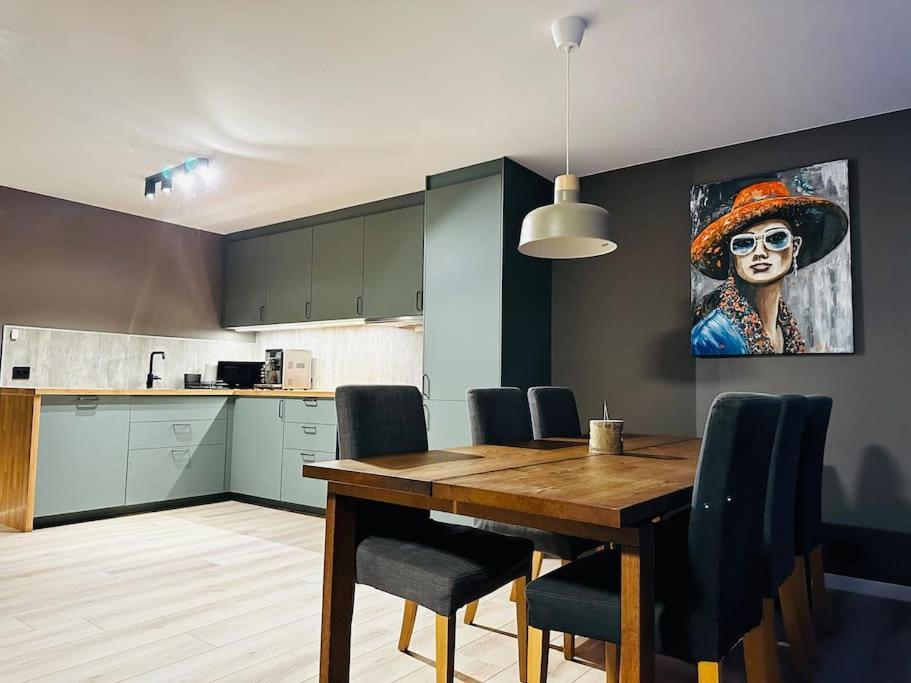 Familievennlig Apartment トベーデストラン エクステリア 写真